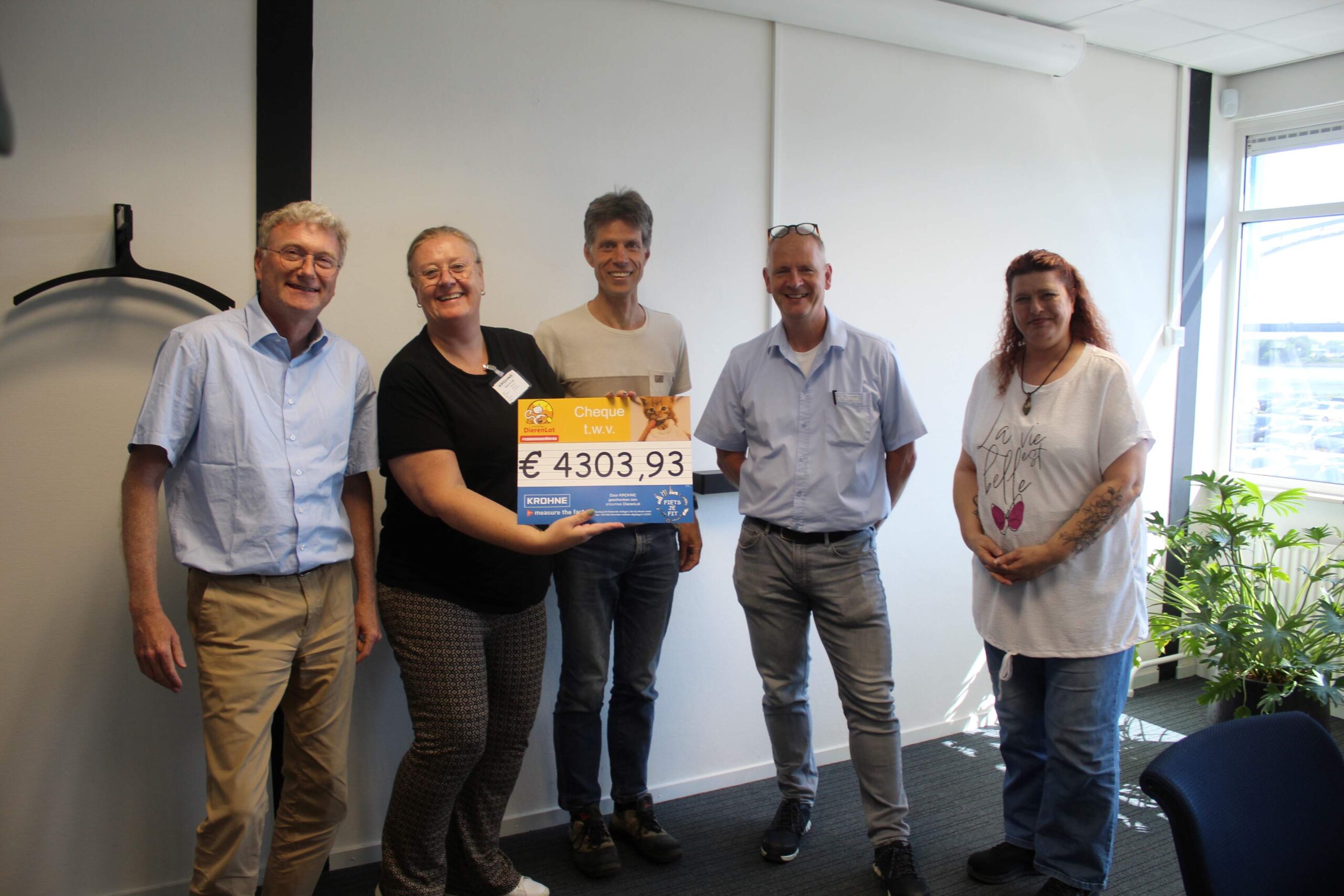 Overhandiging cheque KROHNE